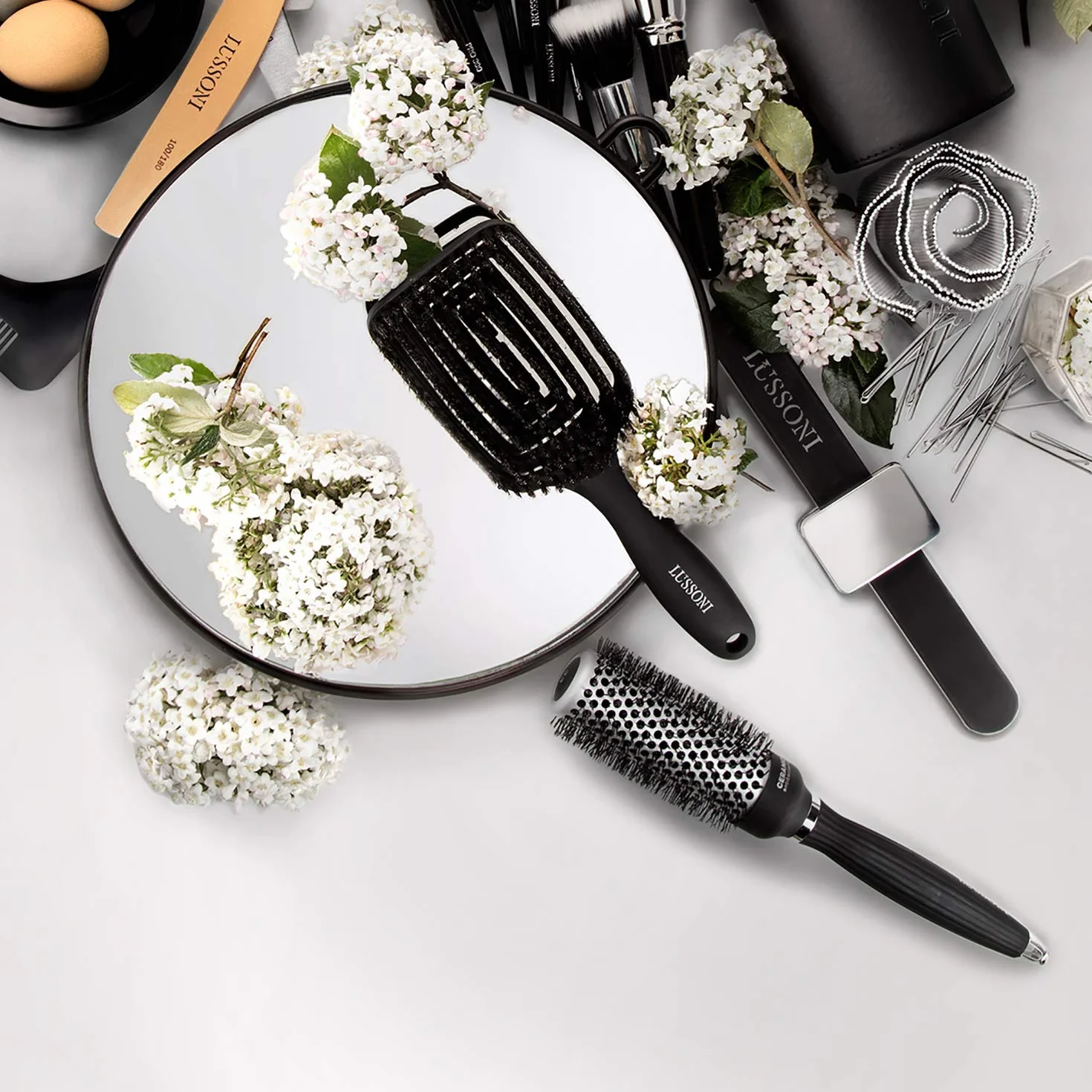 TB TOOLS FOR BEAUTY T4B LUSSONI Schwarz breiter, praktischer und professioneller Friseur-Handspiegel 28 cm für Salons, Friseure, Kosmetikerinnen, Damen Herren